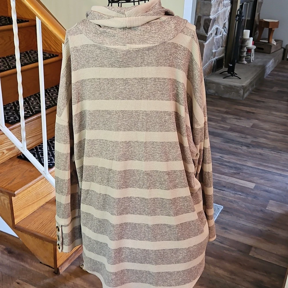 👚LuLaRoe Cream and Brown Cowl Neck Sweater